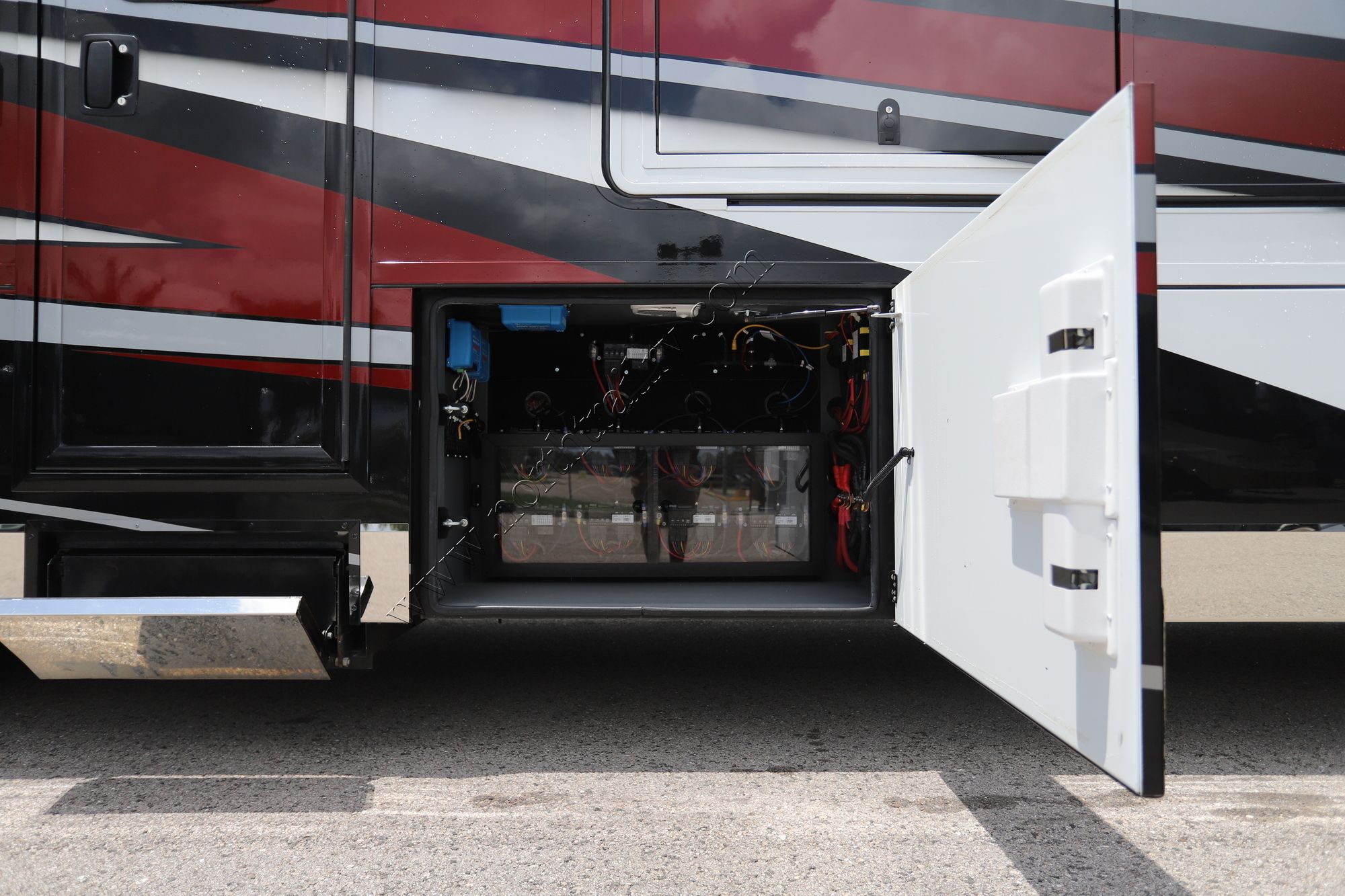 Used 2022 Renegade Rv Ikon i4534RX Super C  For Sale
