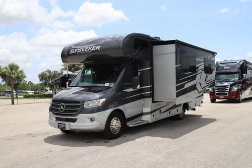2023 Forest River Sunseeker 2400B