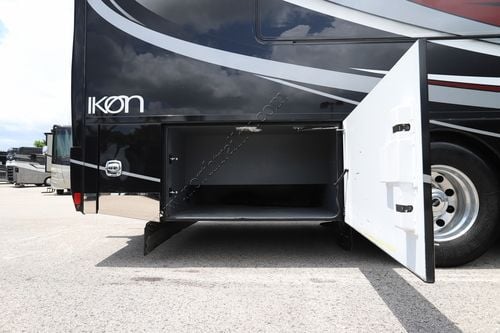 2022 Renegade Rv Ikon i4534RX