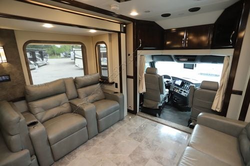 2022 Renegade Rv Ikon i4534RX