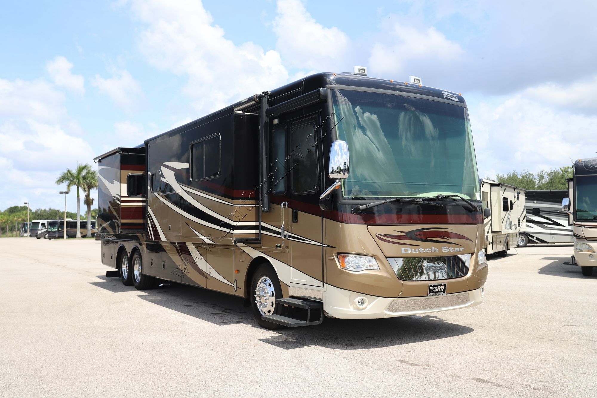 Used 2014 Newmar Dutch Star 4018 Class A  For Sale