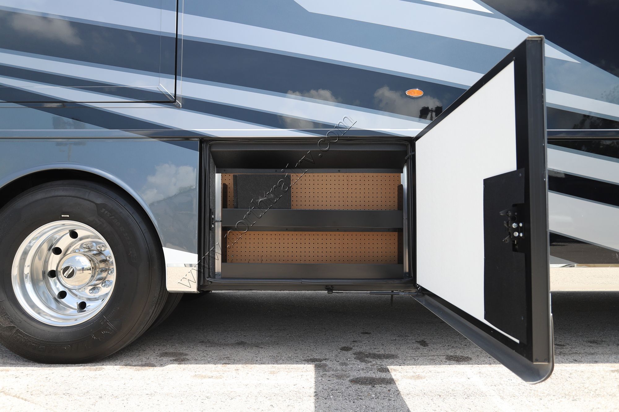 Used 2024 Newmar Dutch Star 4310 Class A  For Sale