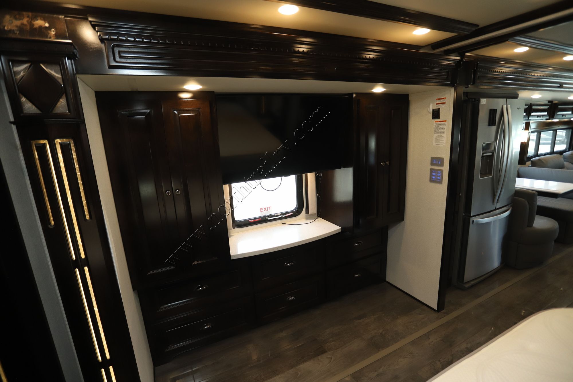 Used 2021 Newmar Dutch Star 4081 Class A  For Sale