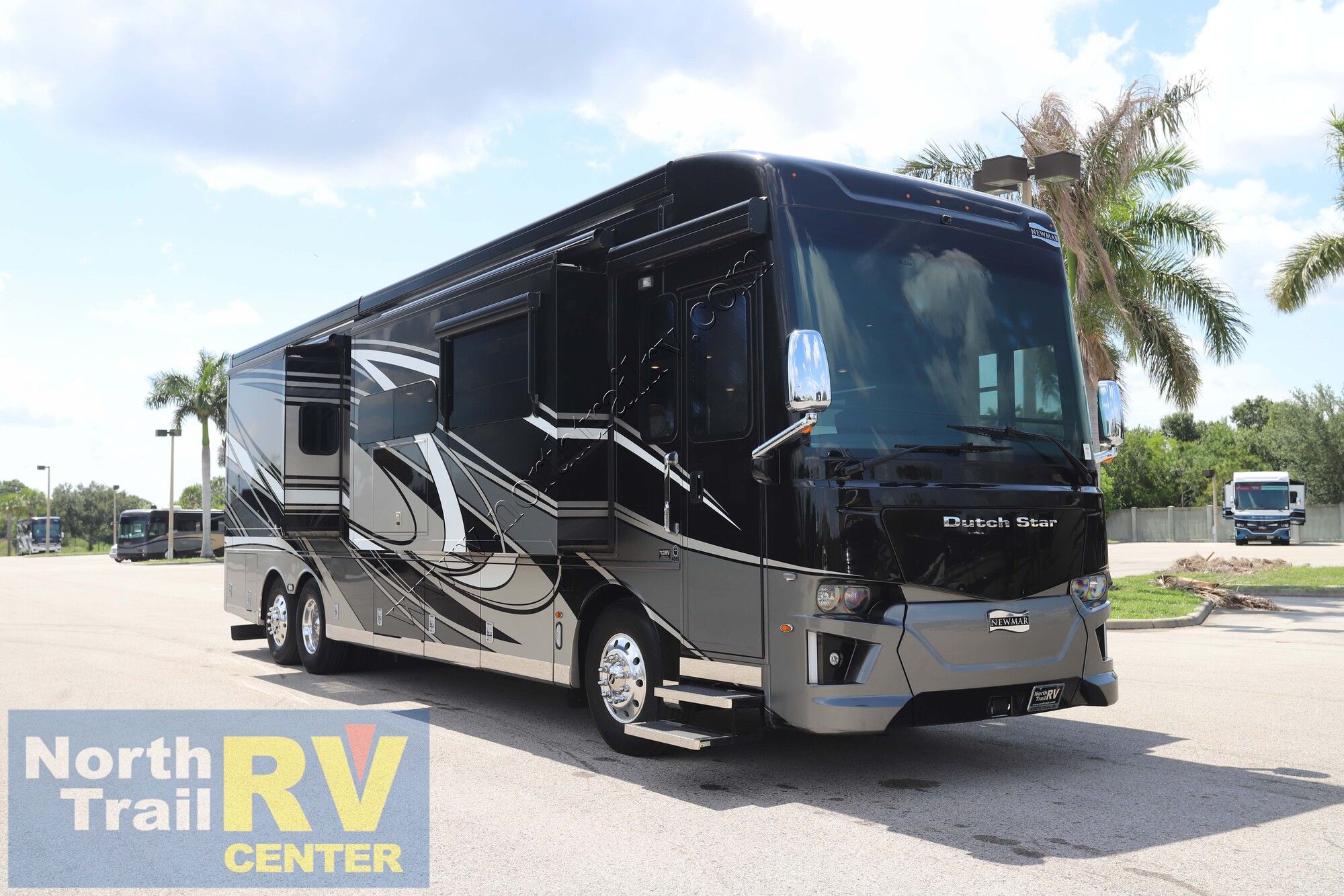 Used 2021 Newmar Dutch Star 4081 Class A  For Sale