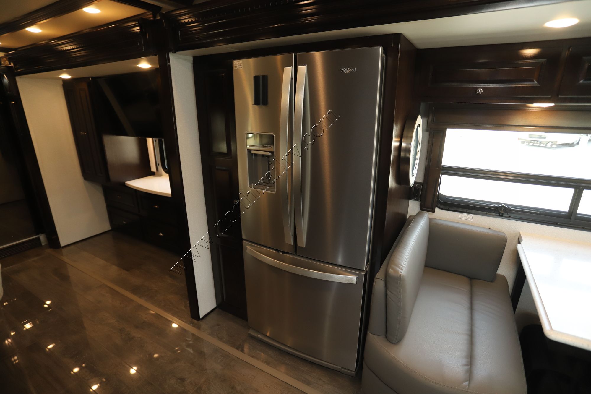 Used 2021 Newmar Dutch Star 4081 Class A  For Sale
