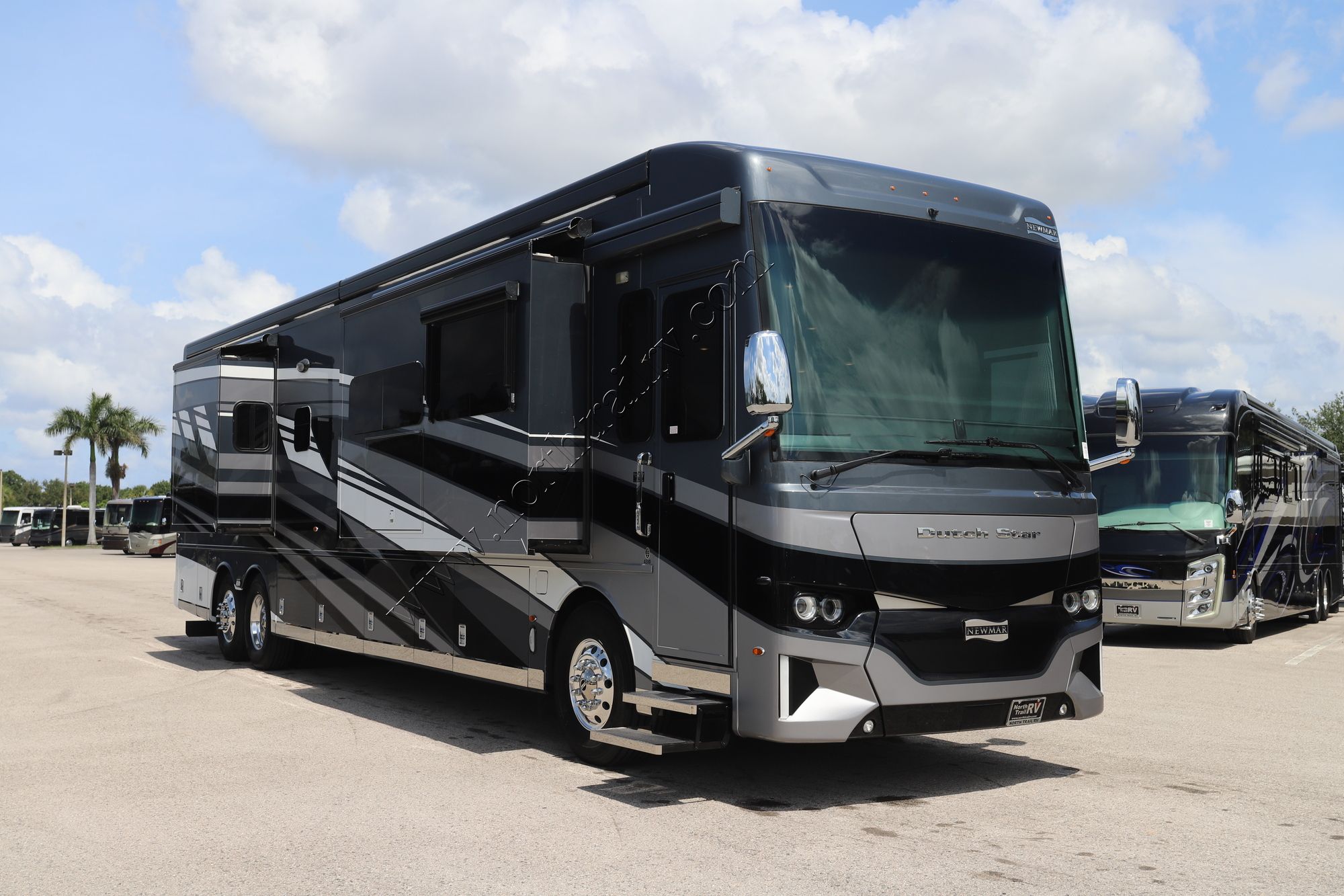 Used 2024 Newmar Dutch Star 4310 Class A  For Sale