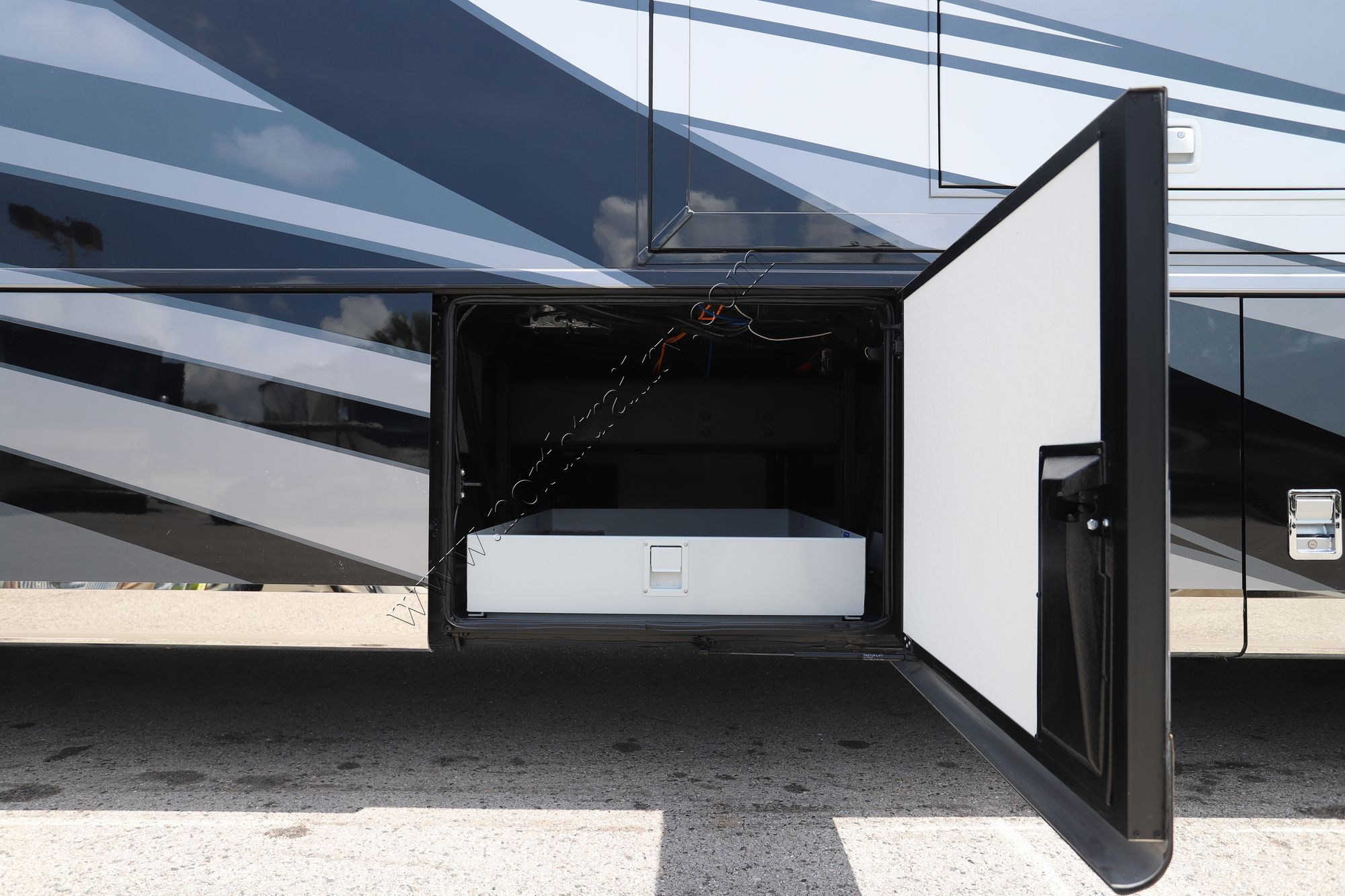 Used 2024 Newmar Dutch Star 4310 Class A  For Sale