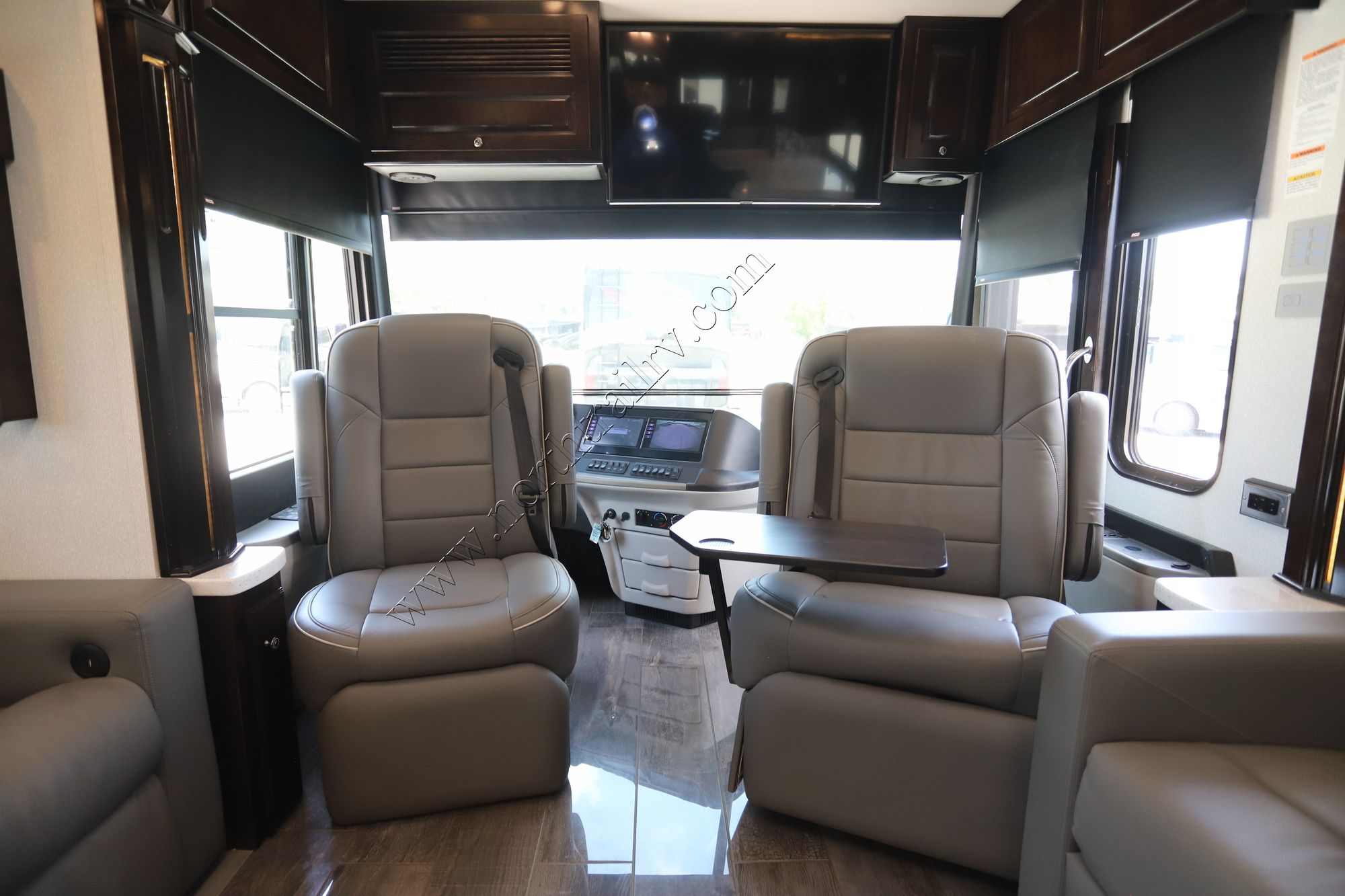 Used 2021 Newmar Dutch Star 4081 Class A  For Sale