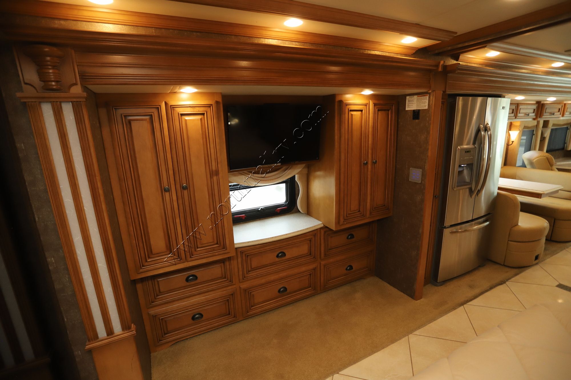 Used 2014 Newmar Dutch Star 4018 Class A  For Sale