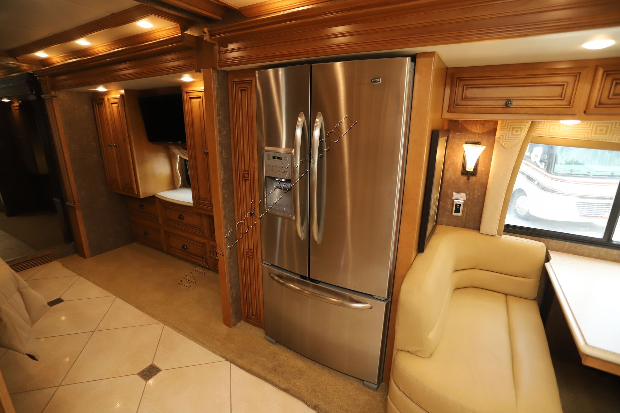 Used 2014 Newmar Dutch Star 4018 Class A  For Sale