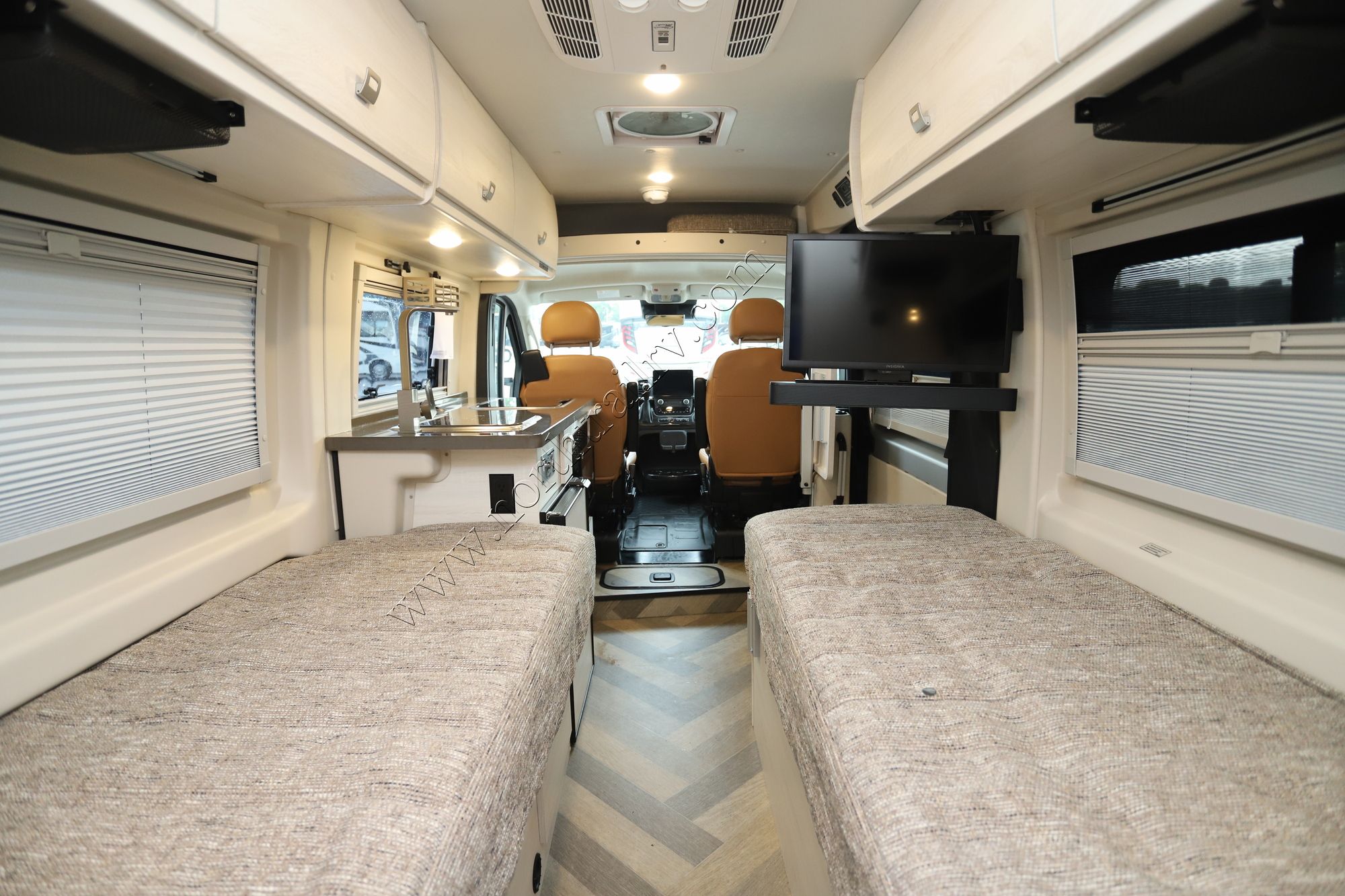 New 2025 Winnebago Travato 59K Class B  For Sale