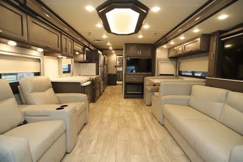 2023 Thor Aria 3901