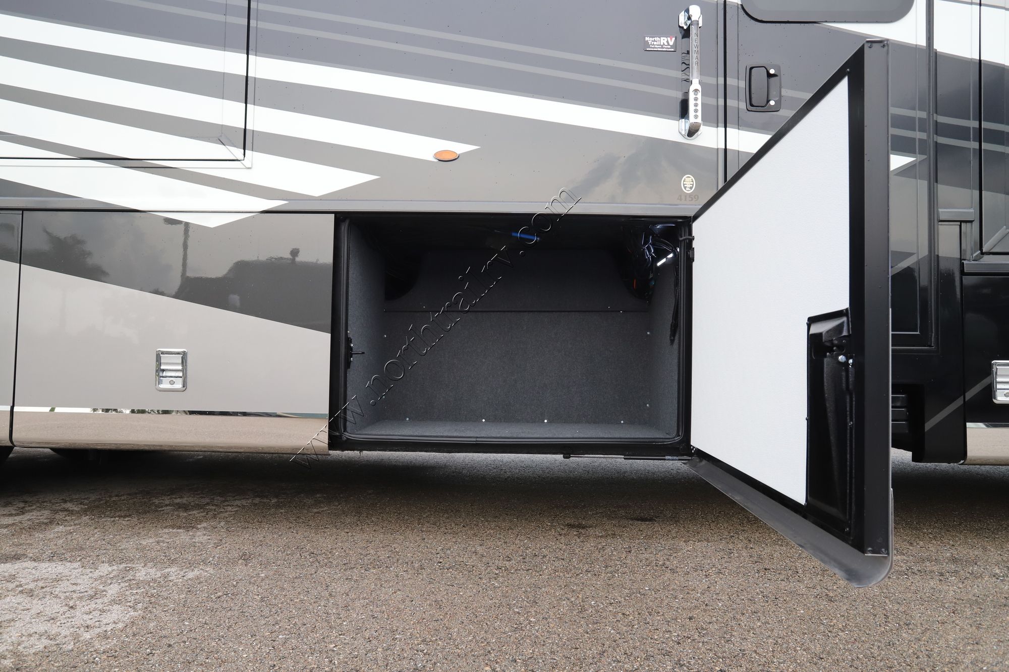 New 2026 Newmar Super Star 4159 Super C  For Sale