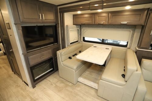 2023 Thor Aria 3901