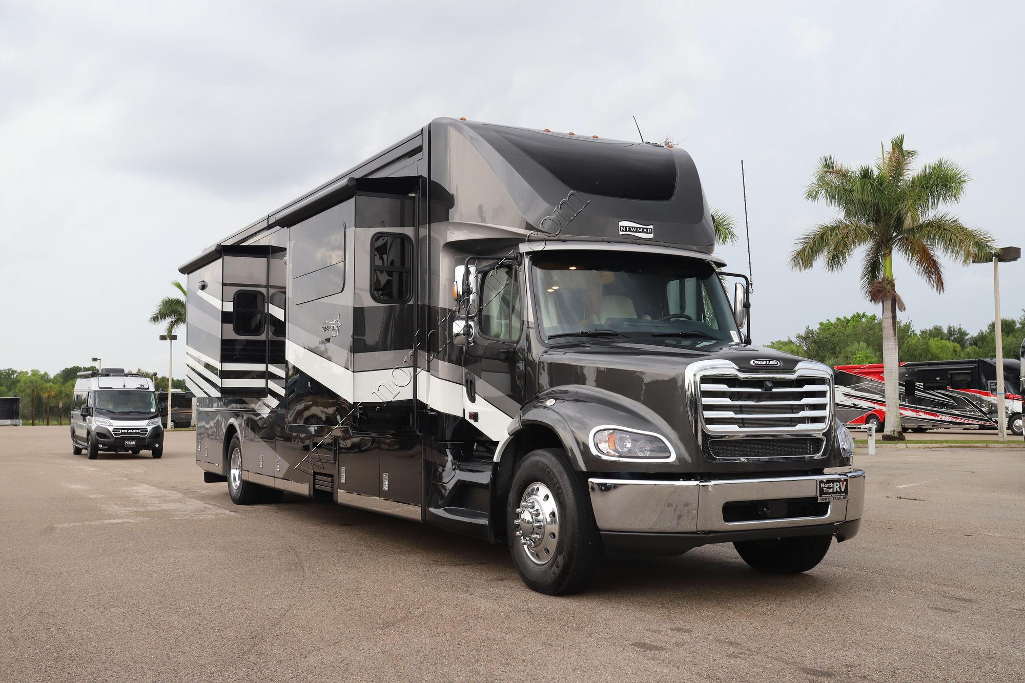 New 2026 Newmar Super Star 4159 Super C  For Sale