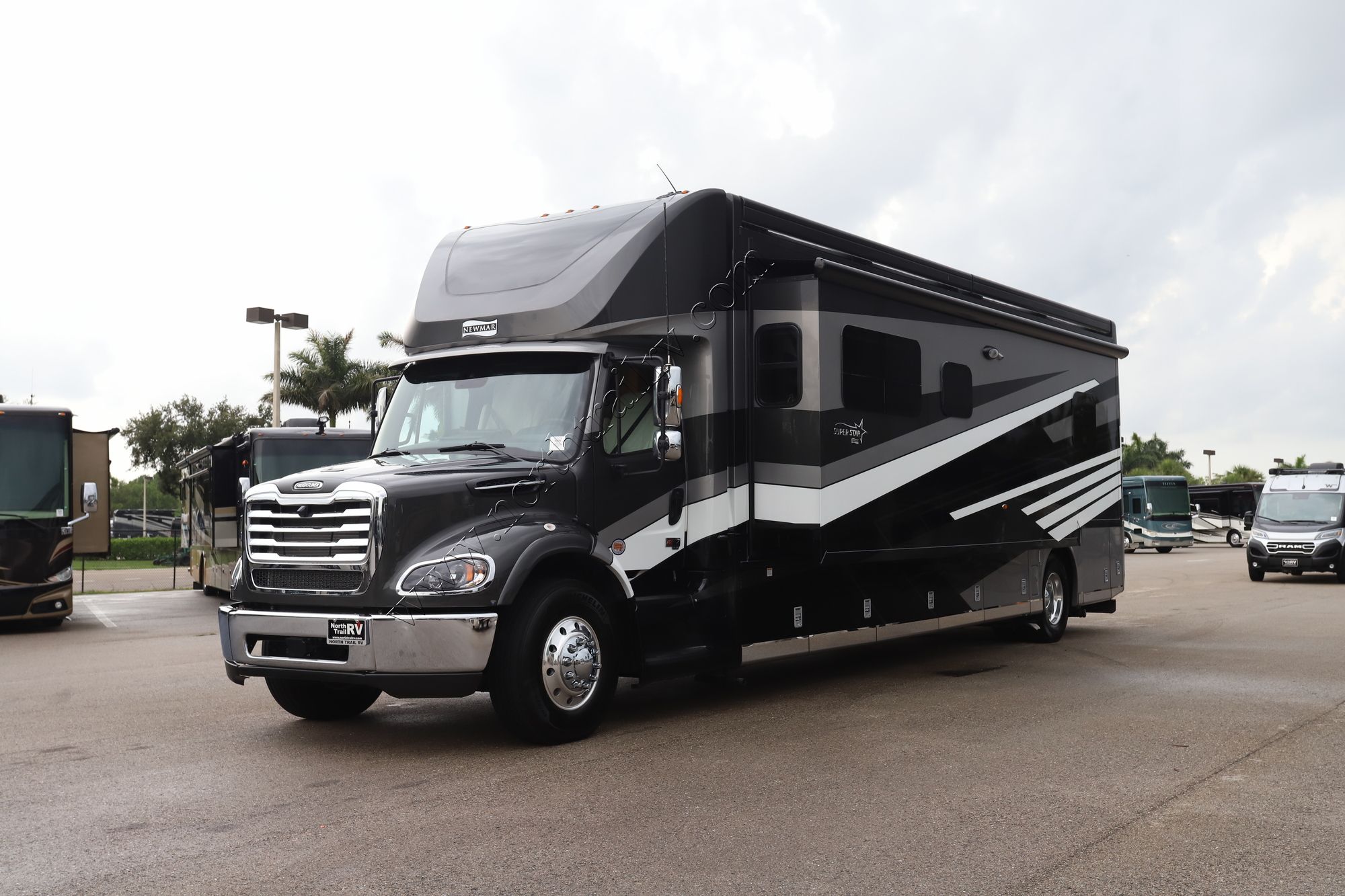 New 2026 Newmar Super Star 4159 Super C  For Sale