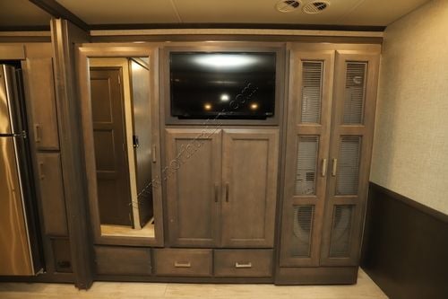 2023 Thor Aria 3901