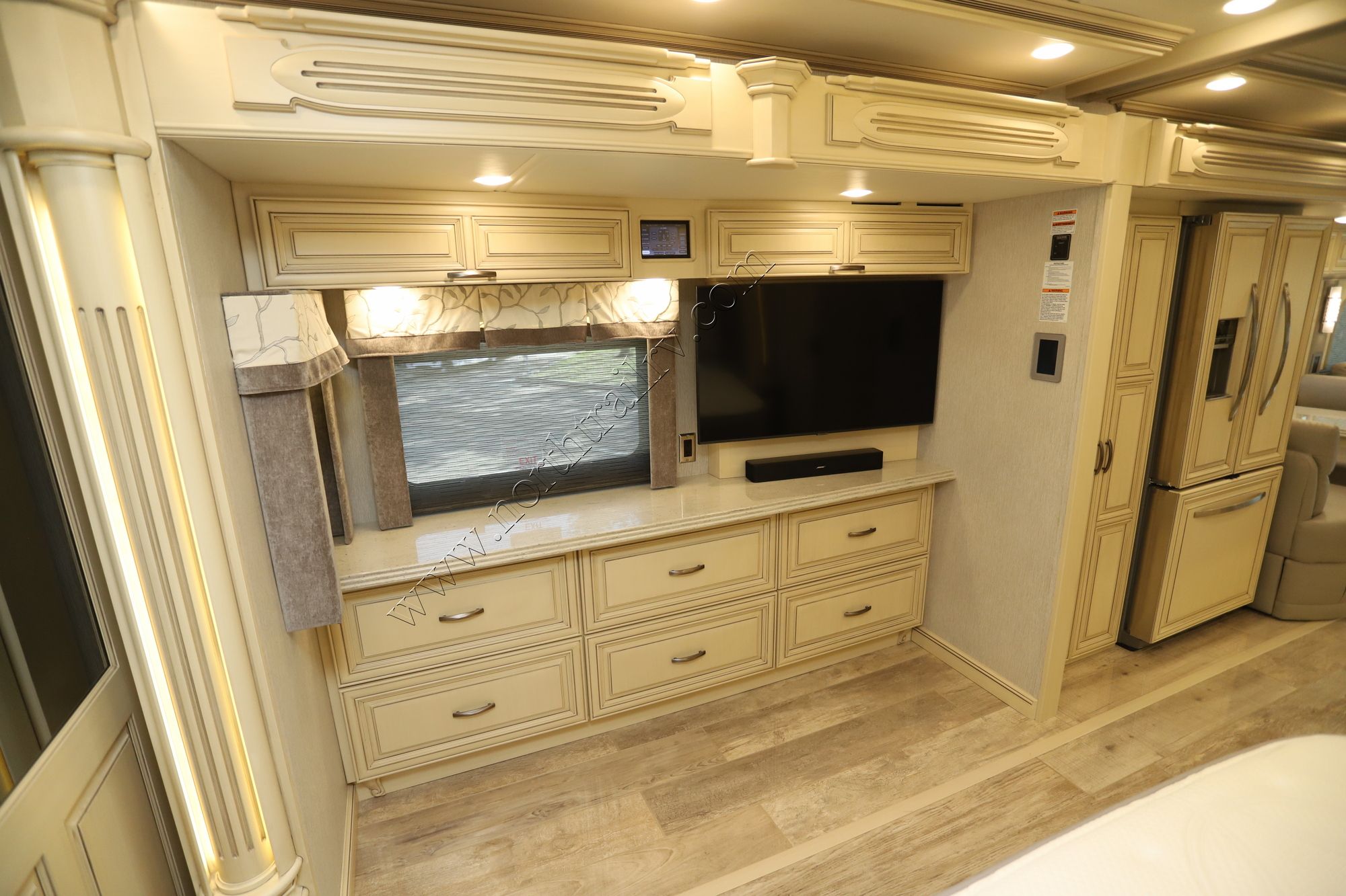 Used 2021 Newmar Essex 4551 Class A  For Sale