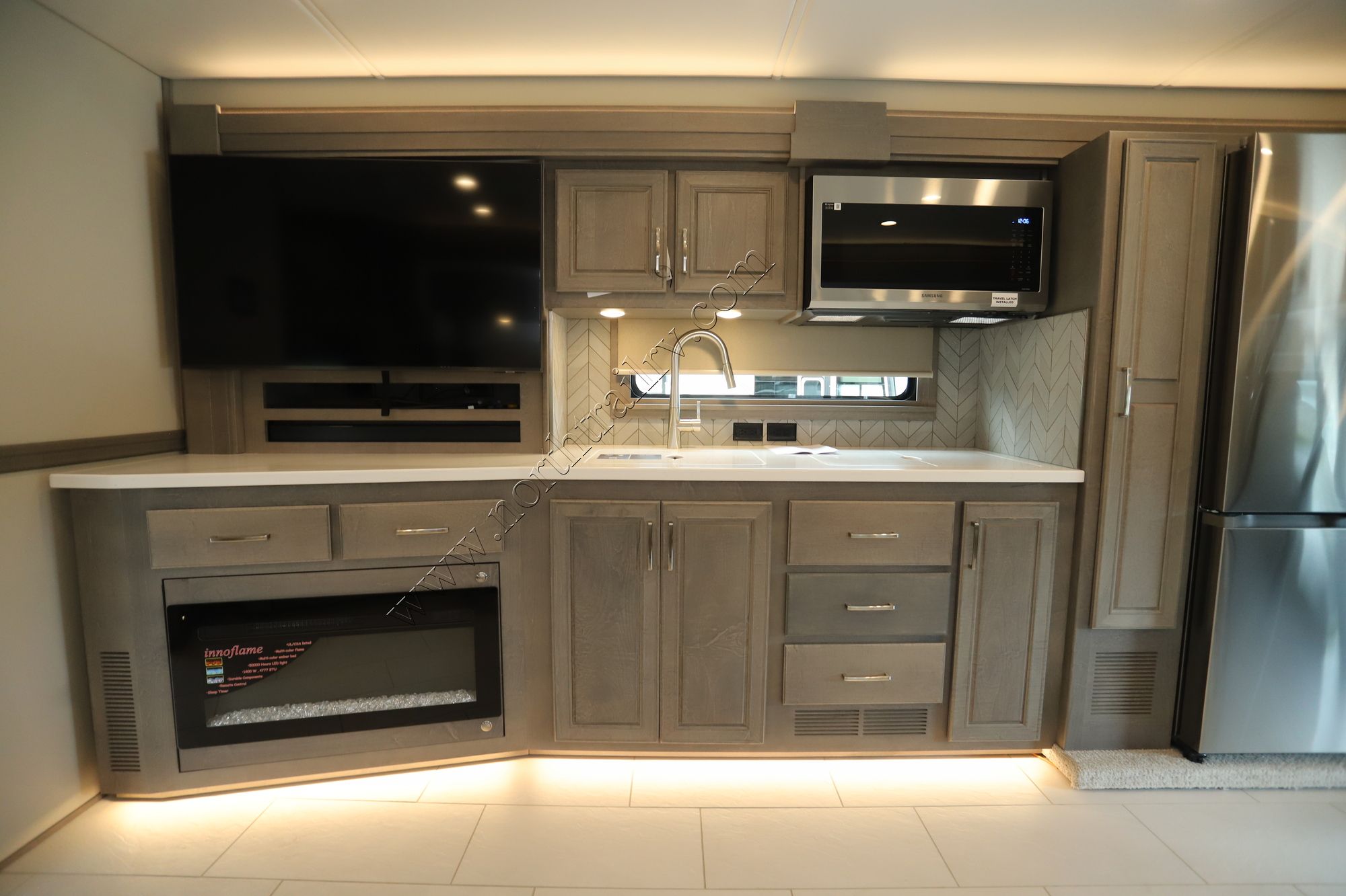 New 2026 Renegade Rv Verona Le 40LRB Super C  For Sale