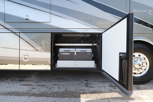 2021 Newmar Essex 4551