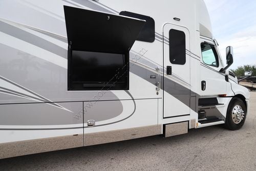 2025 Renegade Rv Xl 45BBC Super C