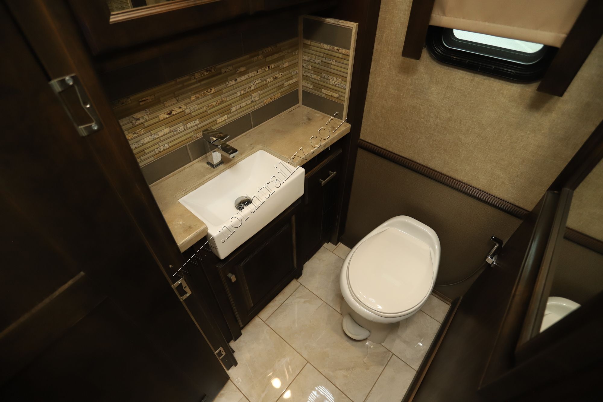 Used 2018 Tiffin Motor Homes Phaeton 37BH Class A  For Sale