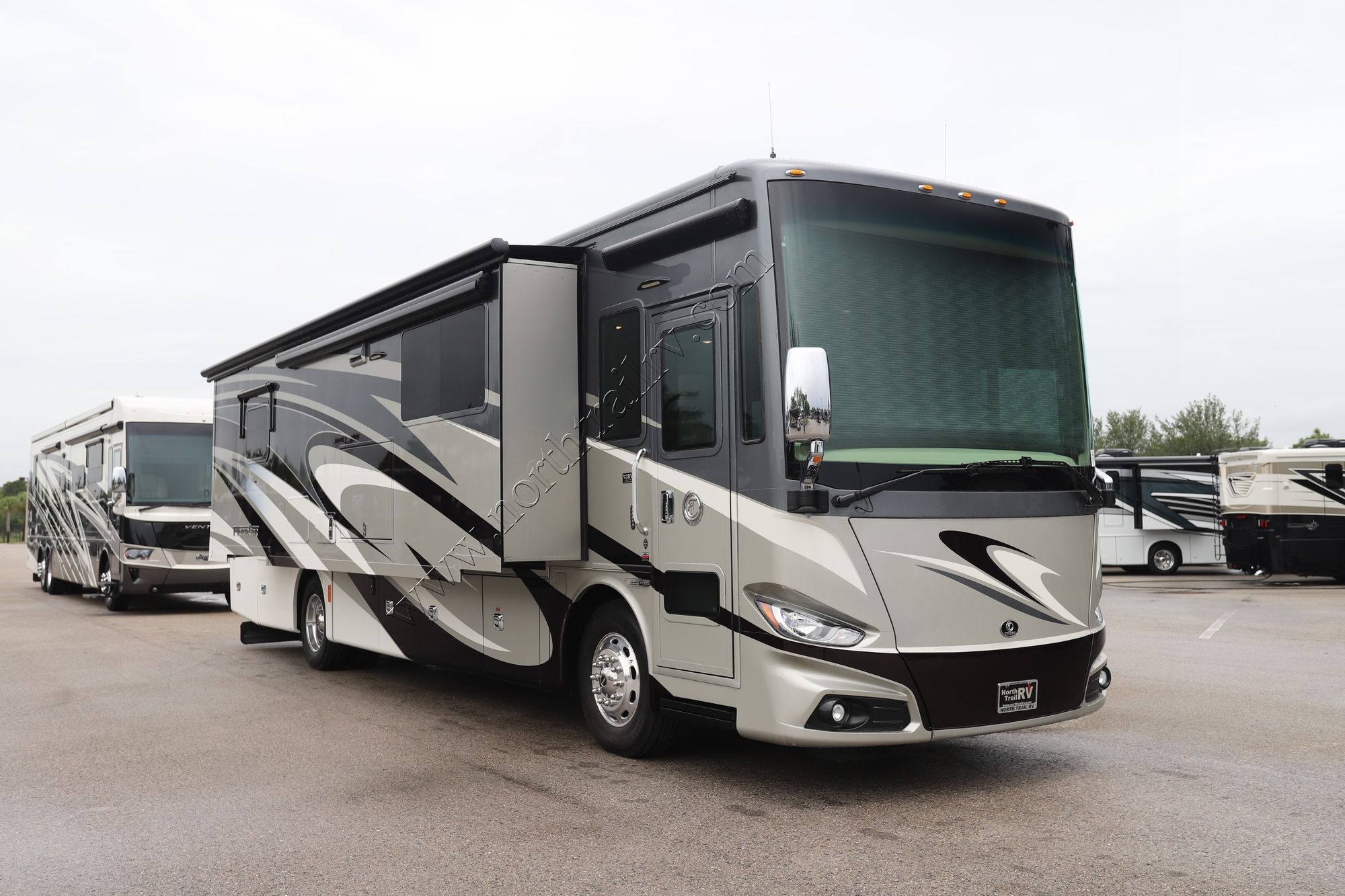 Used 2018 Tiffin Motor Homes Phaeton 37BH Class A  For Sale