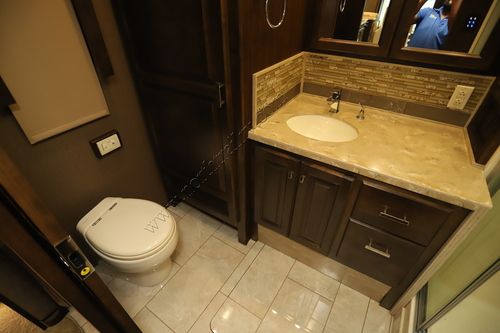 2018 Tiffin Motor Homes Phaeton 37BH