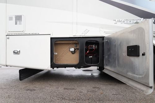 2018 Tiffin Motor Homes Phaeton 37BH