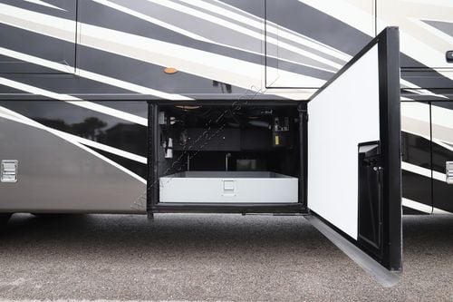 2023 Newmar Ventana 4369