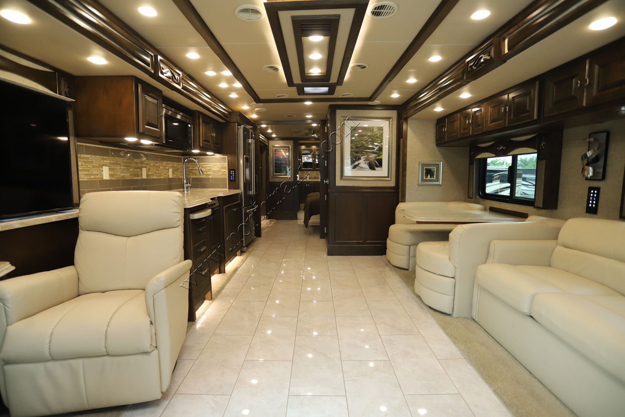 Used 2018 Tiffin Motor Homes Phaeton 37BH Class A  For Sale