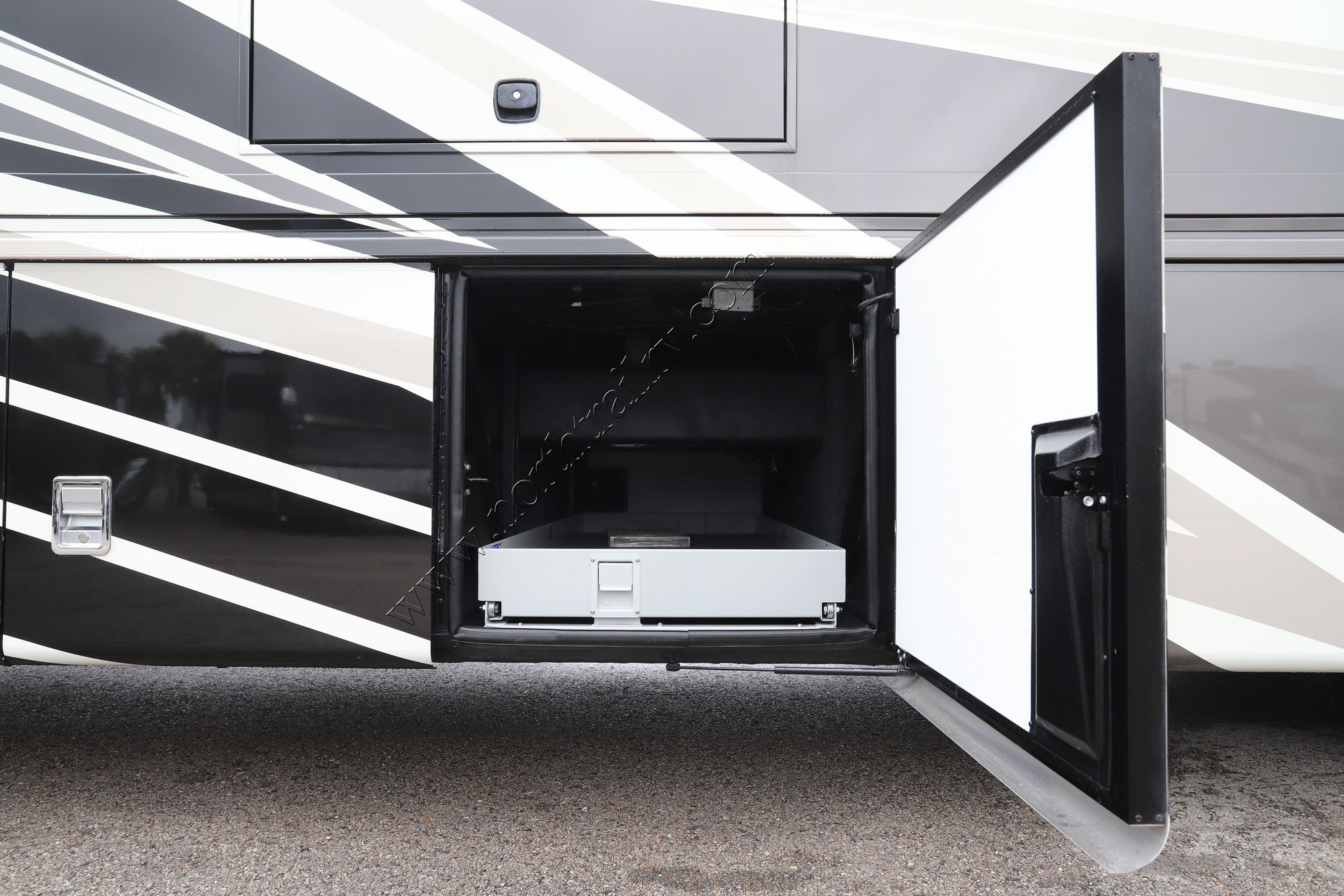 Used 2023 Newmar Ventana 4369 Class A  For Sale