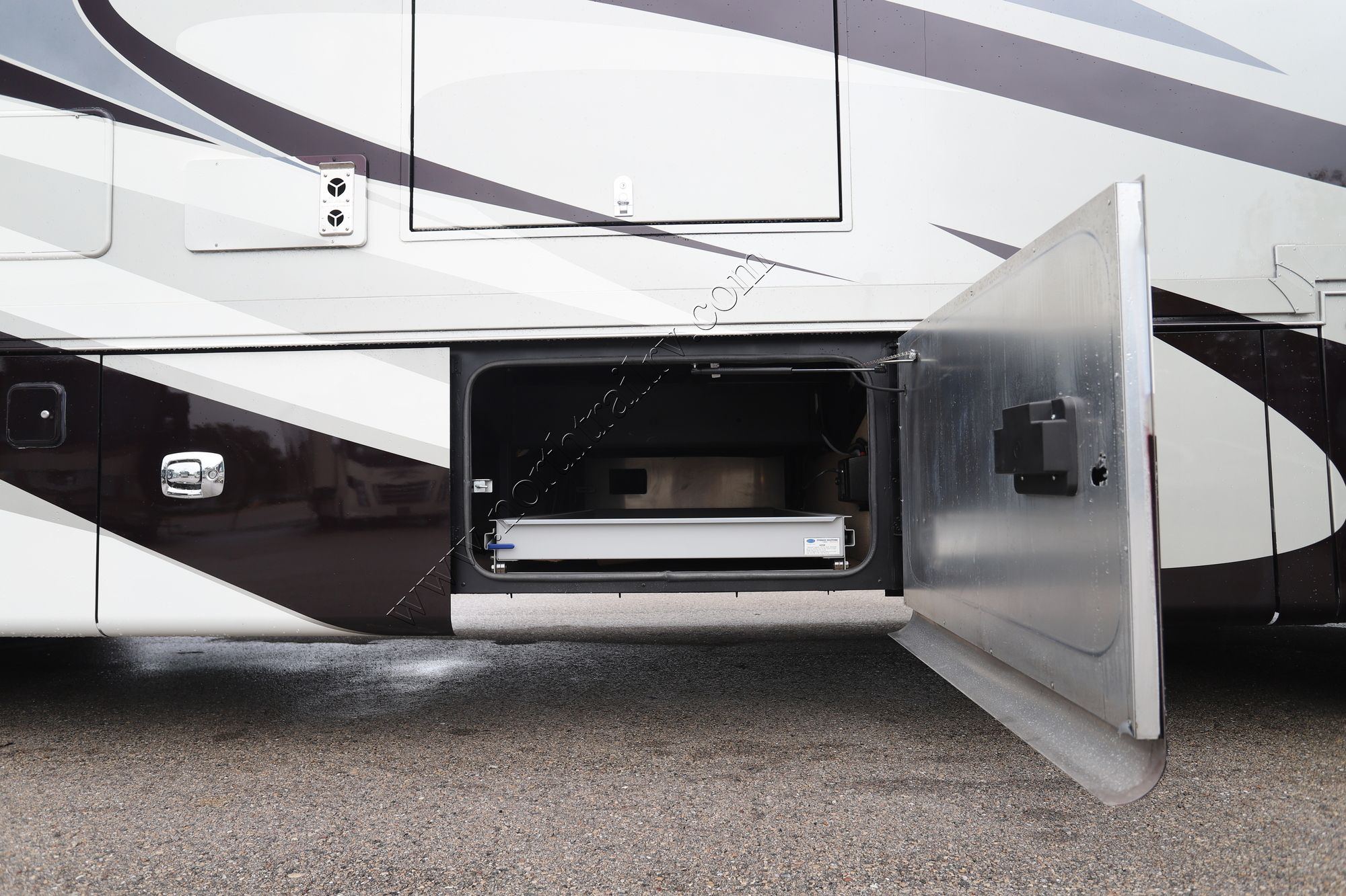 Used 2018 Tiffin Motor Homes Phaeton 37BH Class A  For Sale