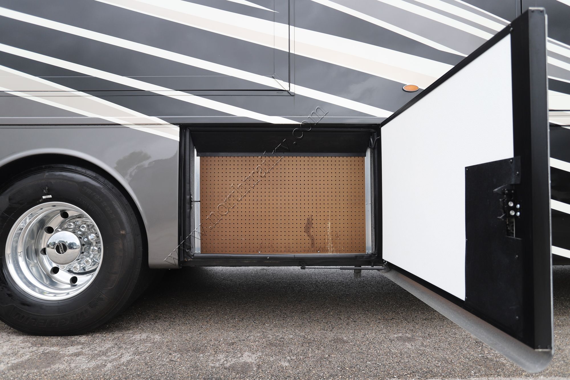 Used 2023 Newmar Ventana 4369 Class A  For Sale