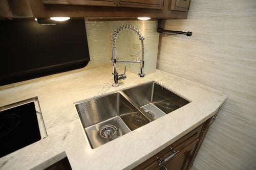 2023 Newmar Ventana 4369