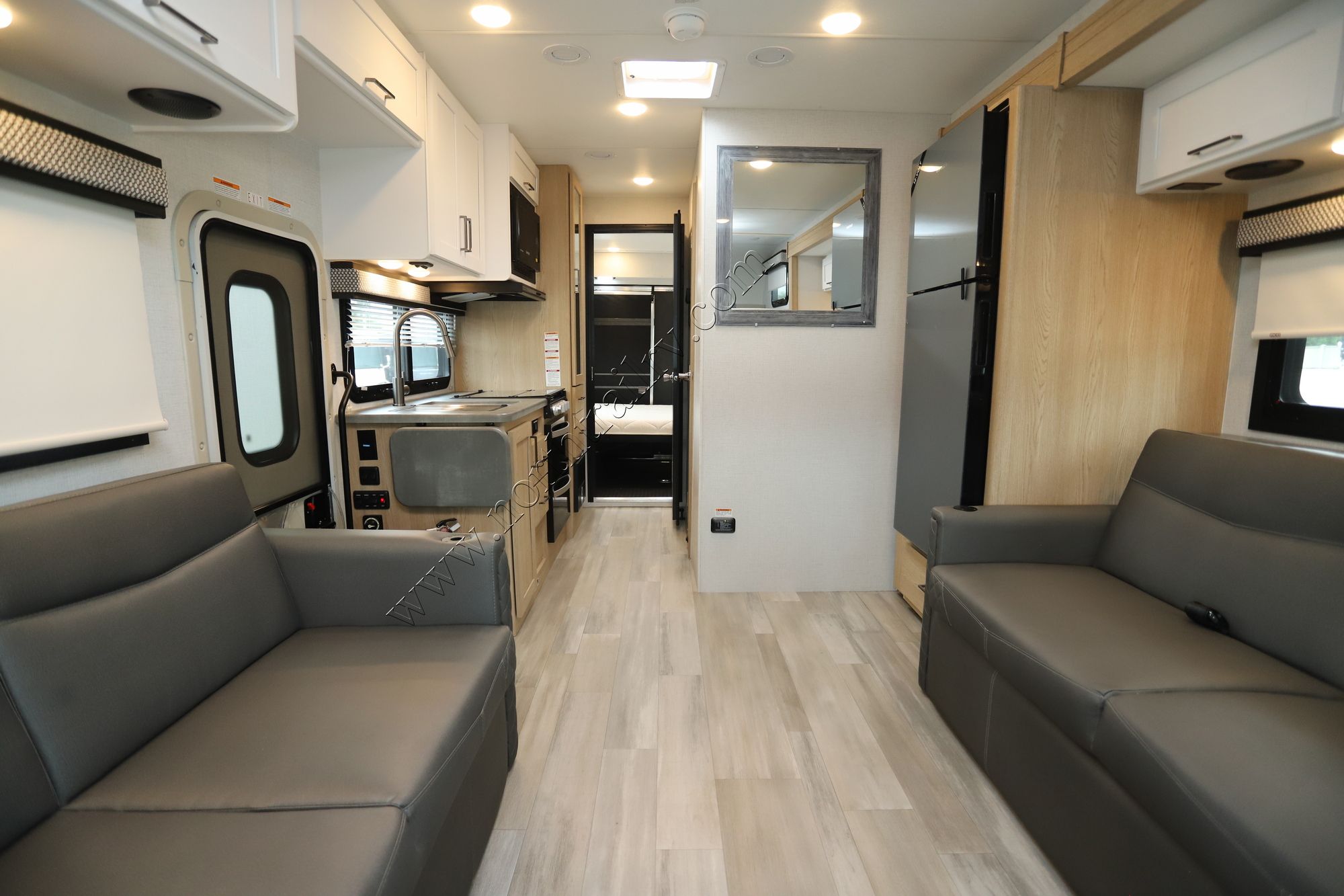 New 2026 Thor Outlaw 29J Class C  For Sale