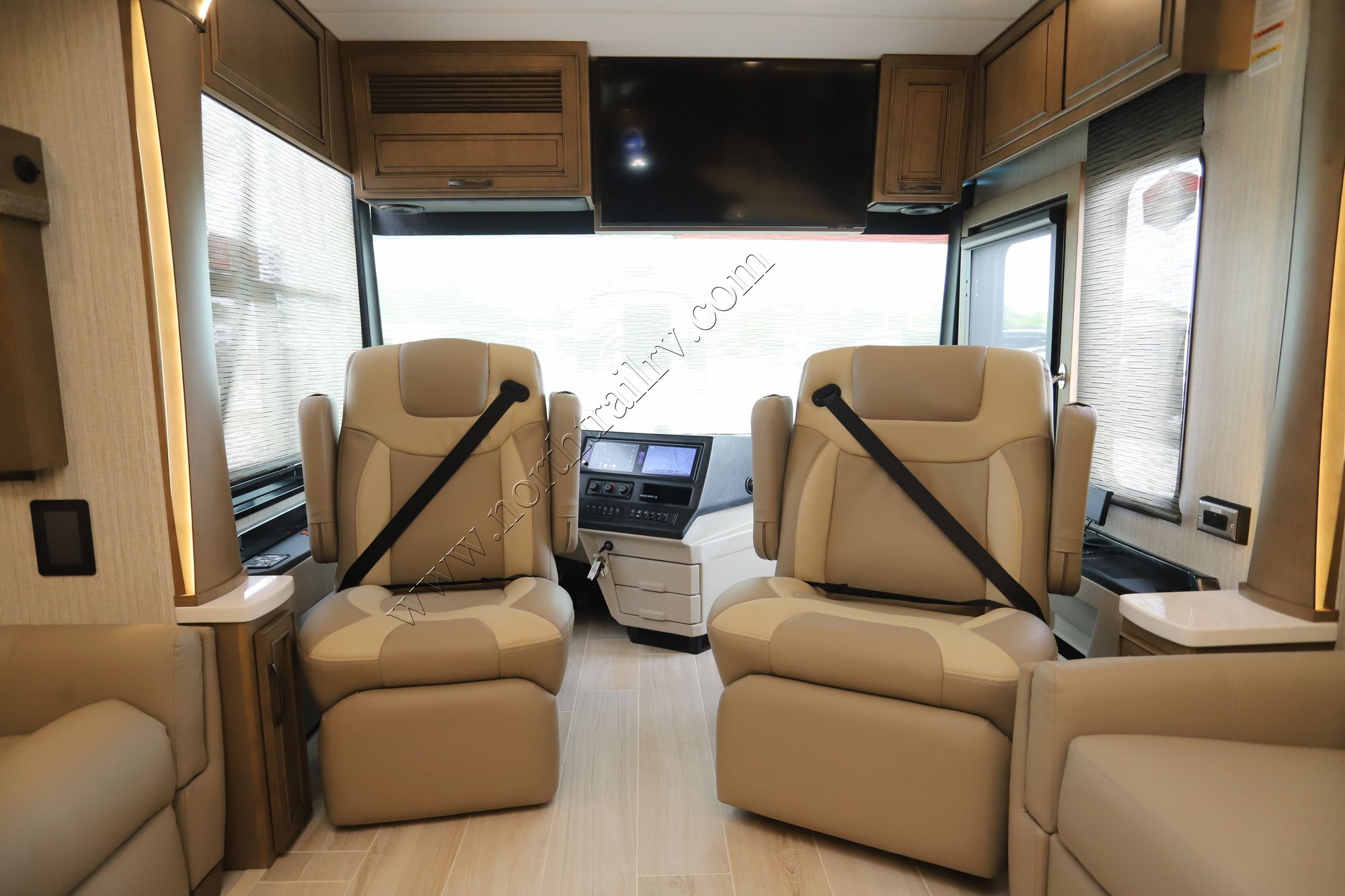 New 2026 Newmar Dutch Star 4325 Class A  For Sale