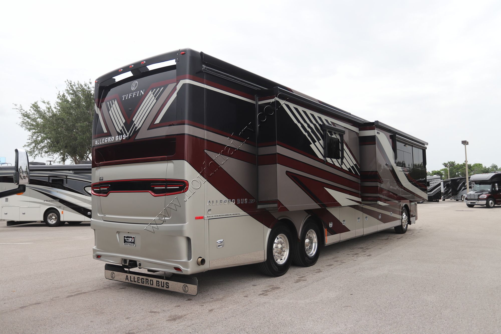 Used 2023 Tiffin Motor Homes Allegro Bus 45OPP Class A  For Sale