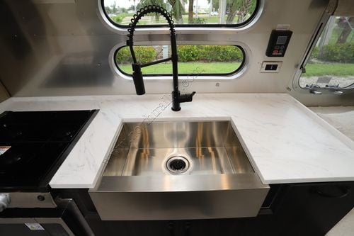 2025 Airstream Pottery Barn 28RB