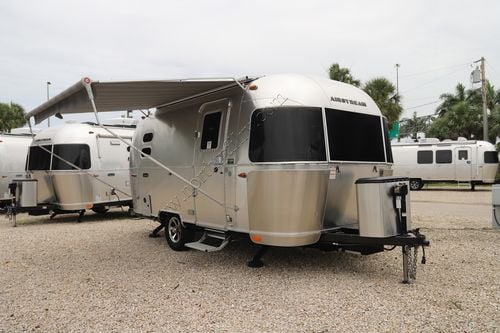 2021 Airstream Caravel 19CB
