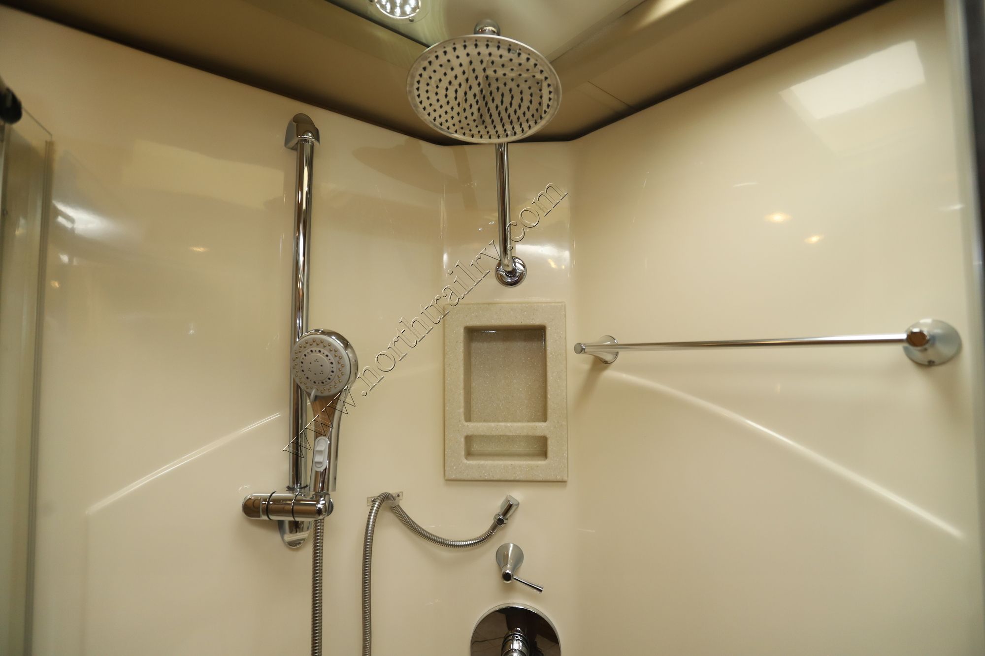 Used 2018 Tiffin Motor Homes Phaeton 40QBH Class A  For Sale
