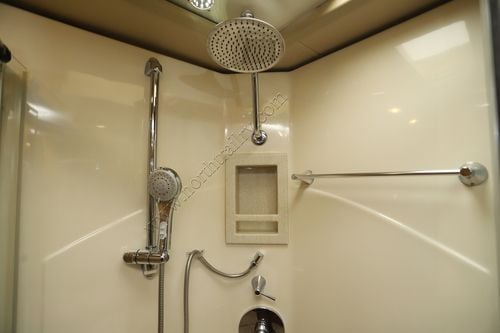 2018 Tiffin Motor Homes Phaeton 40QBH