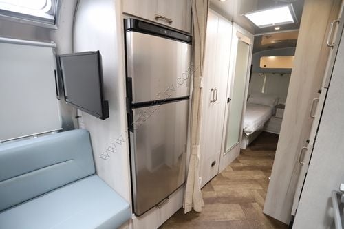 2023 Airstream International 27FBT