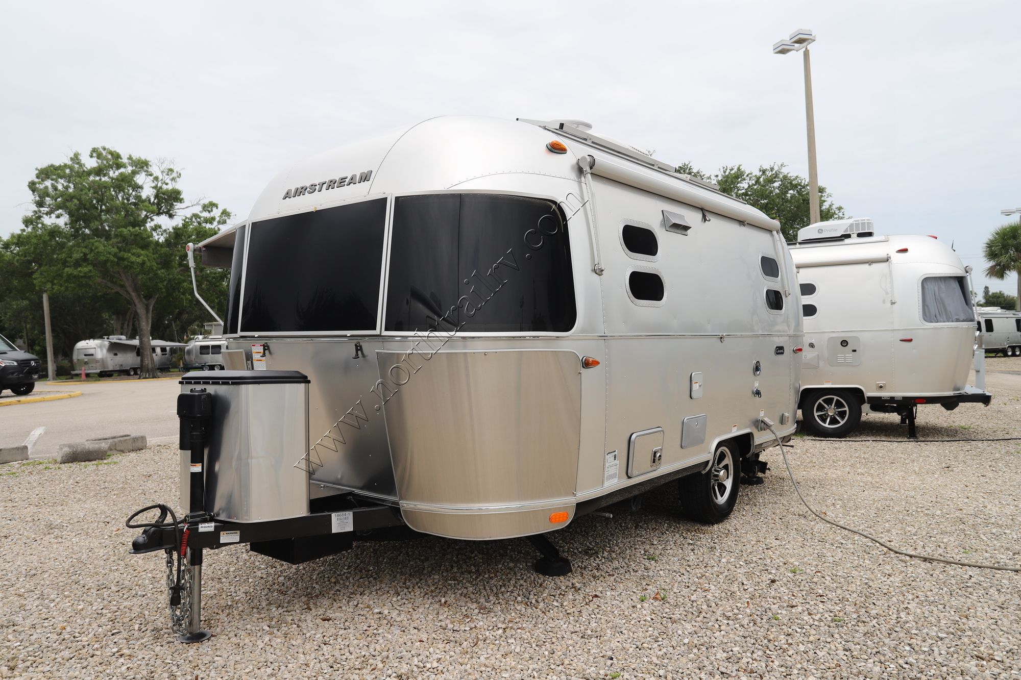 Used 2021 Airstream Caravel 19CB Travel Trailer  For Sale