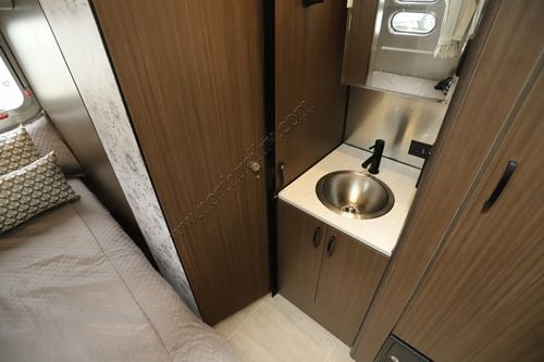 2021 Airstream Caravel 19CB