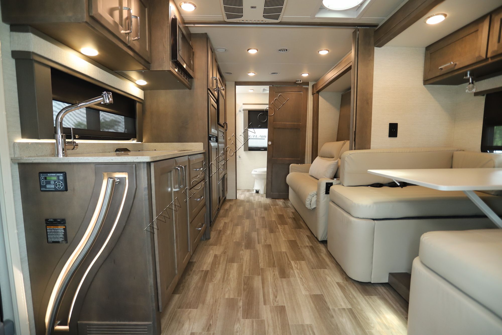 Used 2023 Tiffin Motor Homes Wayfarer 25RW Class C  For Sale