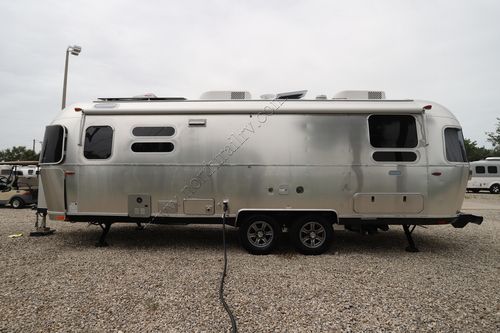 2025 Airstream Pottery Barn 28RB