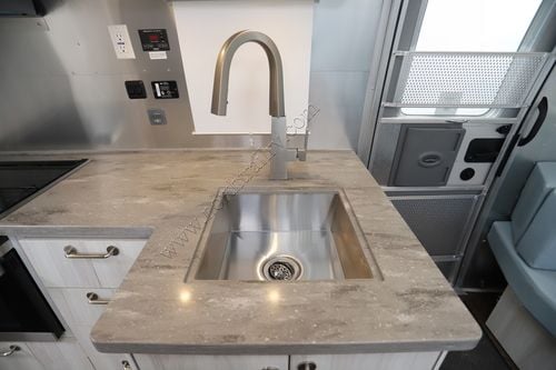 2023 Airstream International 27FBT