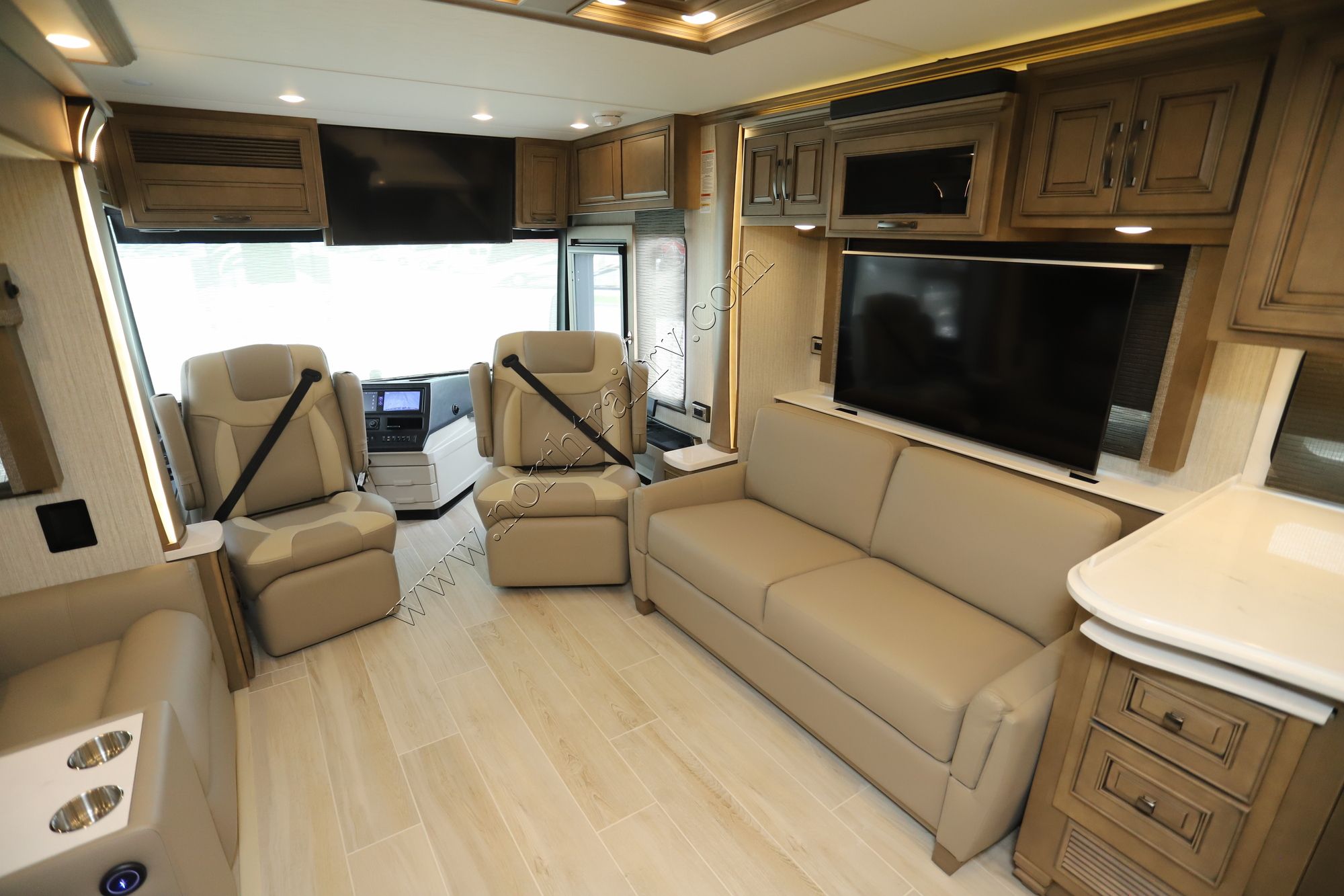 New 2026 Newmar Dutch Star 4325 Class A  For Sale