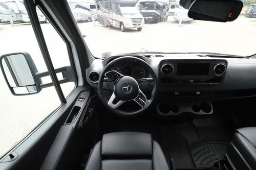 2022 Renegade Rv Vienna 25VFWS